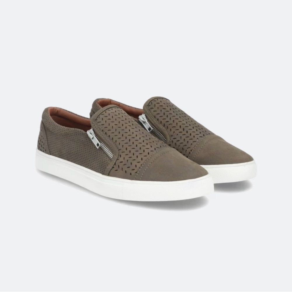 Report Footwear Alexa Slip On Sneaker Olive Size 8